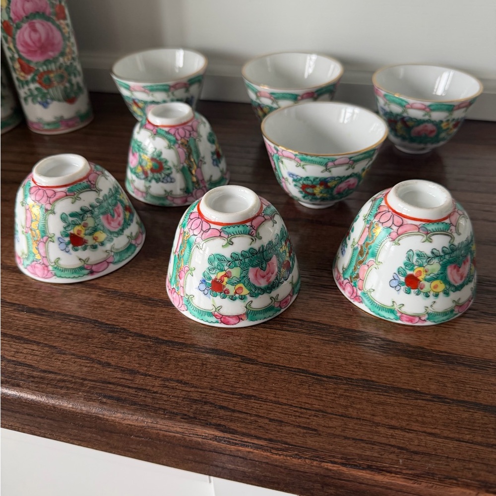 Antique Rose Medallion / Rose Canton Teacups - Picture 3 of 3
